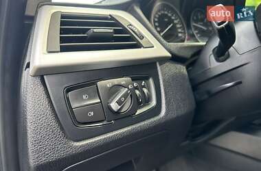Седан BMW 3 Series 2012 в 