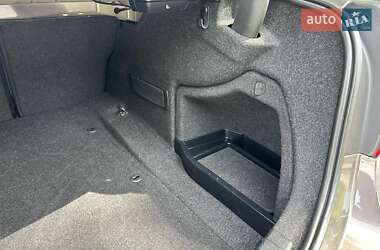 Седан BMW 3 Series 2012 в 