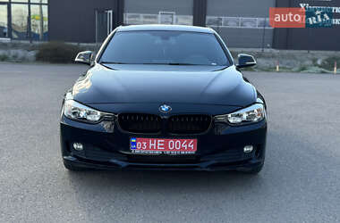 Седан BMW 3 Series 2015 в Ковеле
