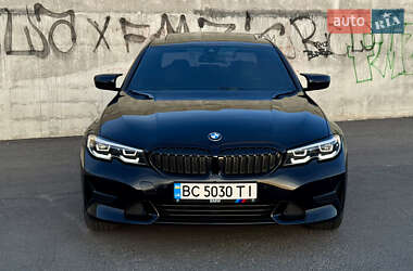 Седан BMW 3 Series 2019 в 