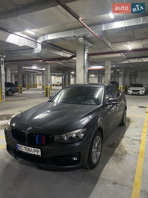 Седан BMW 3 Series 2014 в Львові