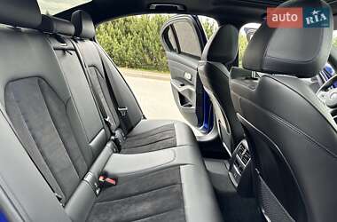 Седан BMW 3 Series 2022 в 