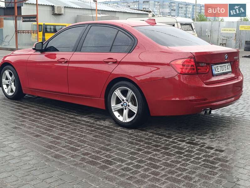 Седан BMW 3 Series 2014 в Кам'янському