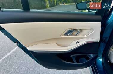 Седан BMW 3 Series 2021 в 