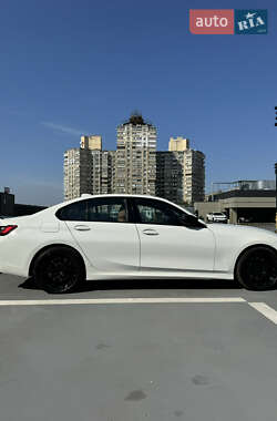 Седан BMW 3 Series 2019 в 