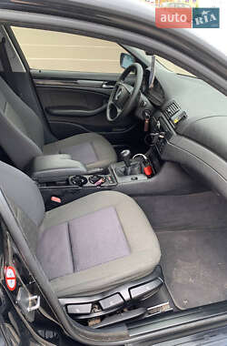 Седан BMW 3 Series 2003 в 