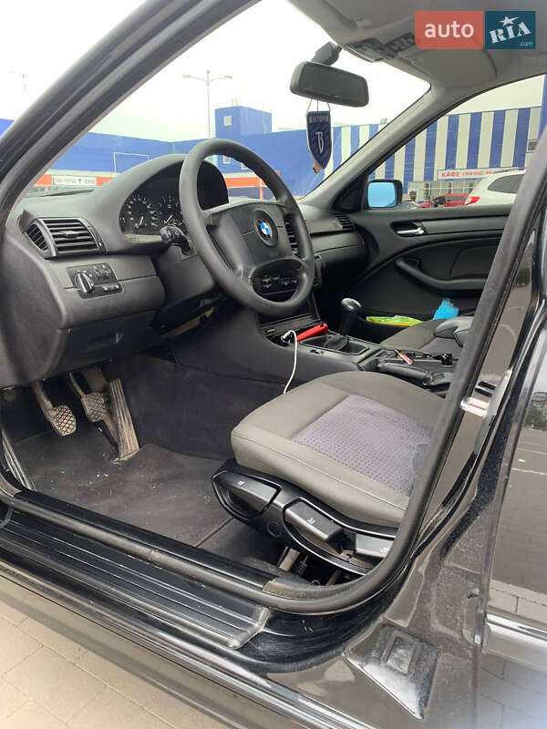 Седан BMW 3 Series 2003 в Лебедине