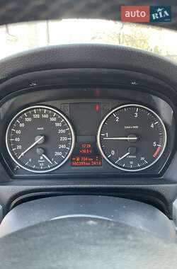 Универсал BMW 3 Series 2011 в 