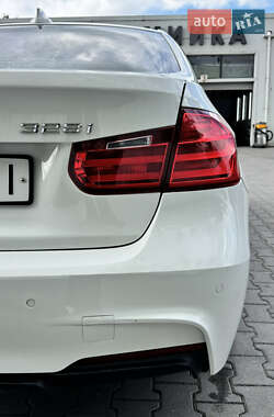 Седан BMW 3 Series 2012 в 
