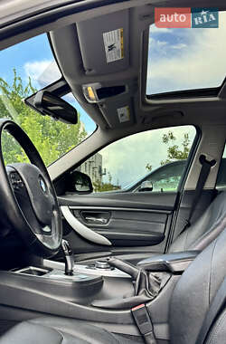 Седан BMW 3 Series 2012 в 