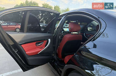 Седан BMW 3 Series 2016 в 