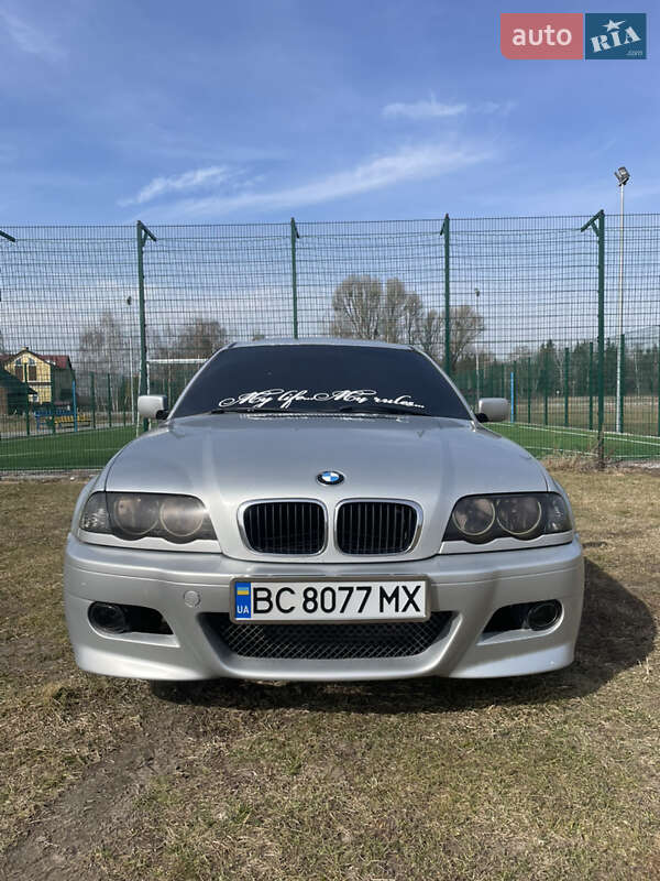 Седан BMW 3 Series 2000 в Великих Мостах