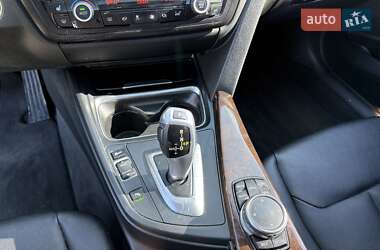 Седан BMW 3 Series 2015 в 