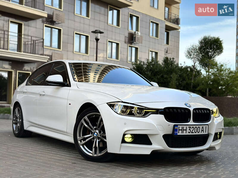 Седан BMW 3 Series 2017 в 