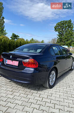 Седан BMW 3 Series 2005 в 
