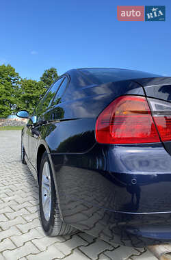 Седан BMW 3 Series 2005 в 