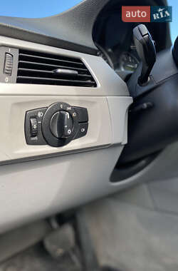 Седан BMW 3 Series 2005 в 