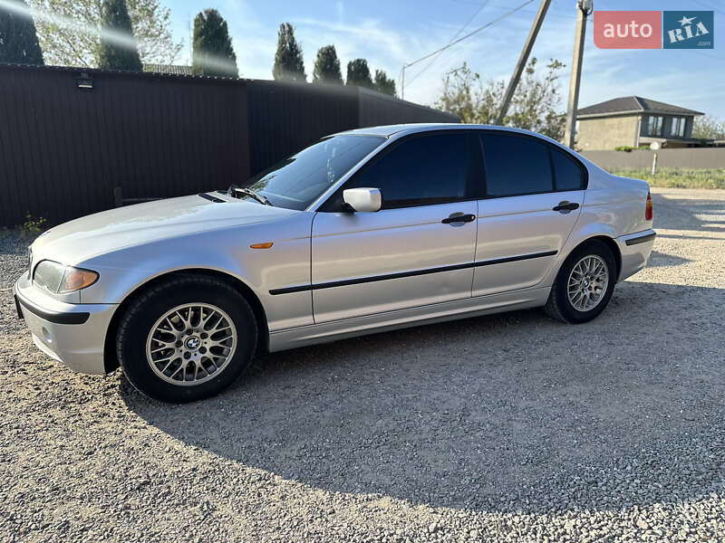 Седан BMW 3 Series 2002 в Николаеве