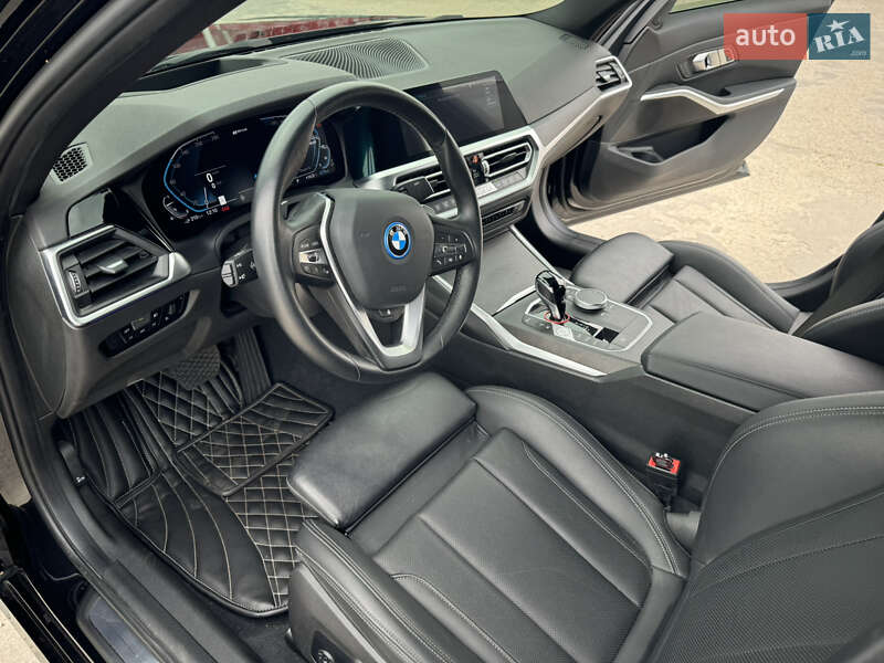 Седан BMW 3 Series 2022 в Никополе фото 18 Седан BMW 3 Series 2022 в Никополе