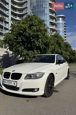 Седан BMW 3 Series 2011 в Киеве