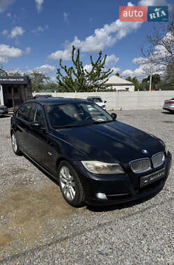 Седан BMW 3 Series 2010 в Дергачах