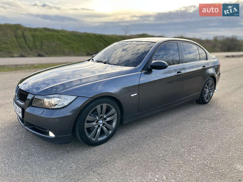 Седан BMW 3 Series 2006 в Одессе