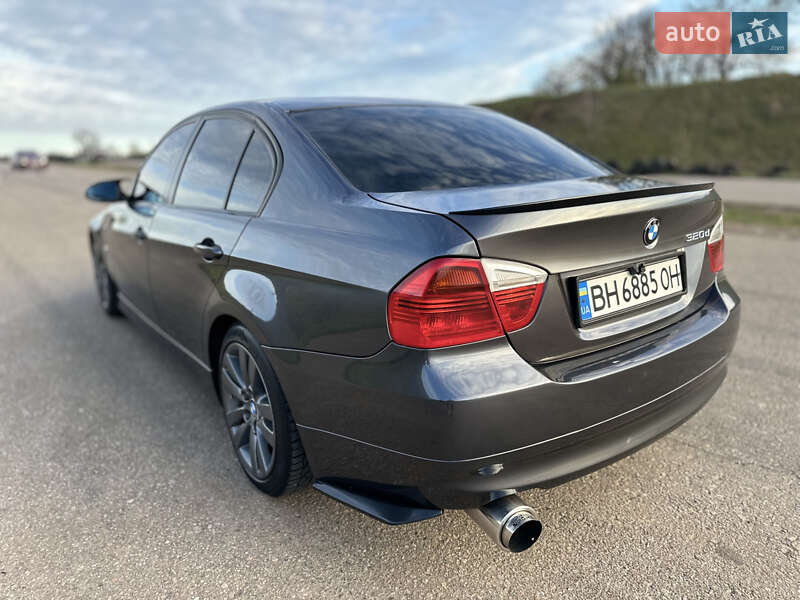 Седан BMW 3 Series 2006 в Одессе