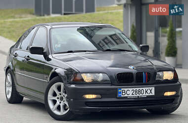 Седан BMW 3 Series 2000 в Новояворовске