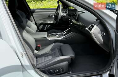 Седан BMW 3 Series 2025 в 