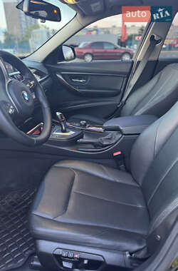 Седан BMW 3 Series 2015 в 