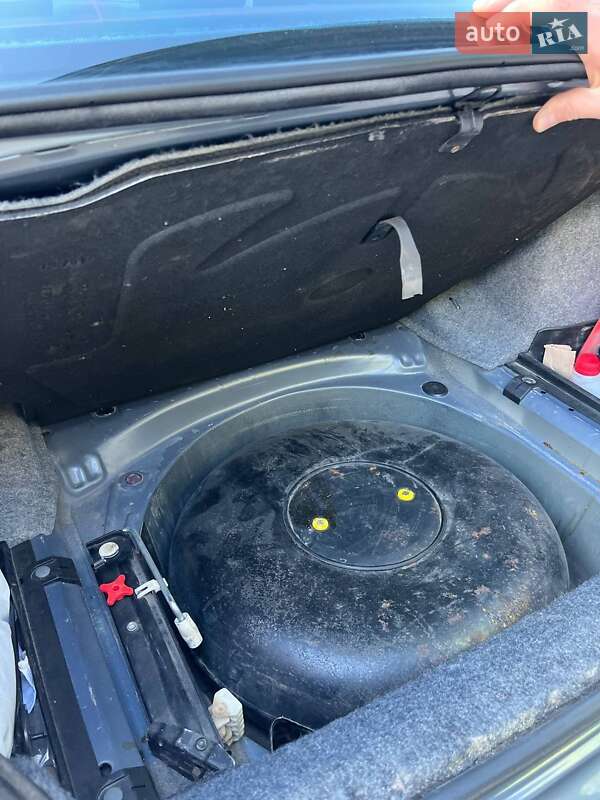 Седан BMW 3 Series 2001 в Сумах