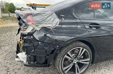 Седан BMW 3 Series 2023 в 