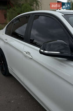 Седан BMW 3 Series 2012 в 