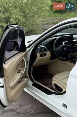 Седан BMW 3 Series 2012 в 