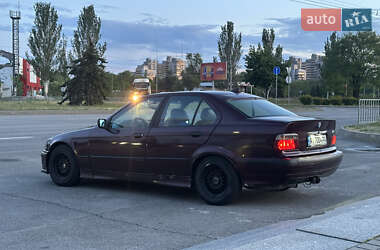 Седан BMW 3 Series 1993 в 