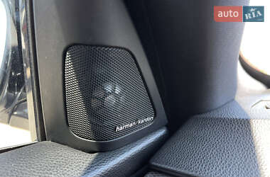 Купе BMW 3 Series 2011 в 