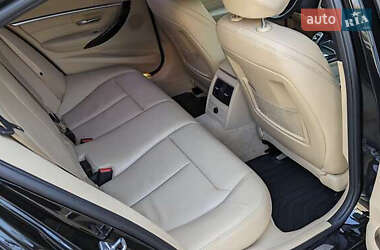 Седан BMW 3 Series 2015 в 
