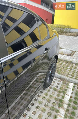 Седан BMW 3 Series 2011 в 
