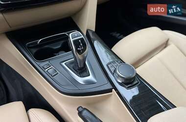 Седан BMW 3 Series 2018 в 