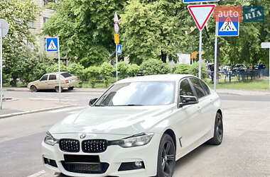 Седан BMW 3 Series 2016 в Киеве