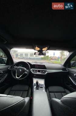 Седан BMW 3 Series 2021 в 