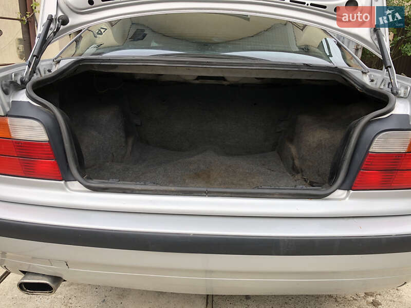 Седан BMW 3 Series 1991 в Ходорове фото 16 Седан BMW 3 Series 1991 в Ходорове