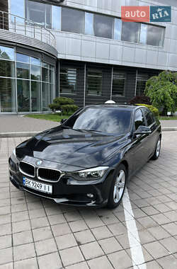 Седан BMW 3 Series 2015 в 