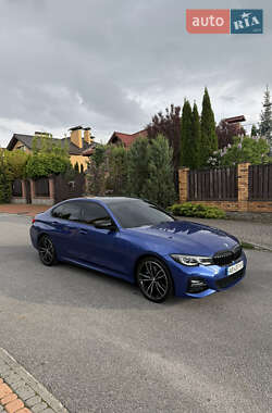 Седан BMW 3 Series 2022 в 
