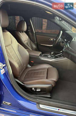 Седан BMW 3 Series 2022 в 