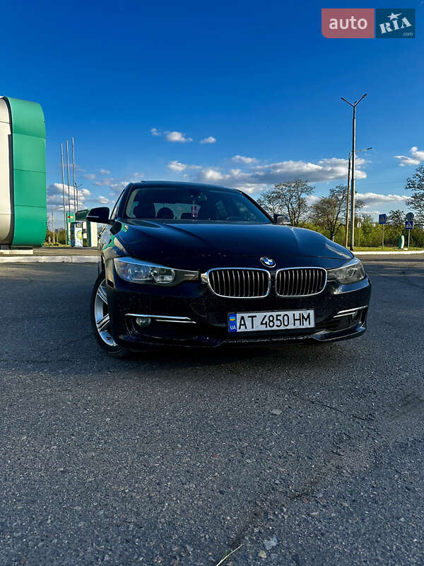 Седан BMW 3 Series 2013 в Павлограде
