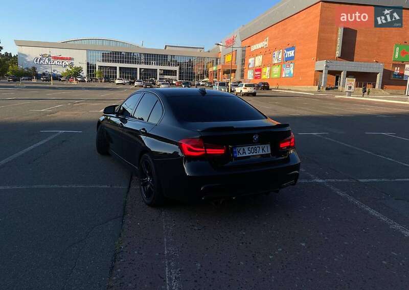 Седан BMW 3 Series 2015 в Львове