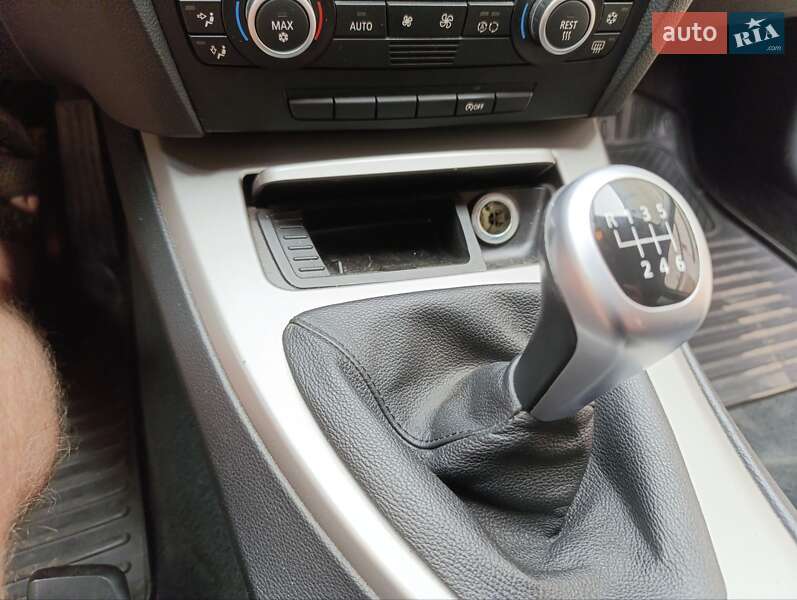 Універсал BMW 3 Series 2007 в Дніпрі фото 24 Універсал BMW 3 Series 2007 в Дніпрі