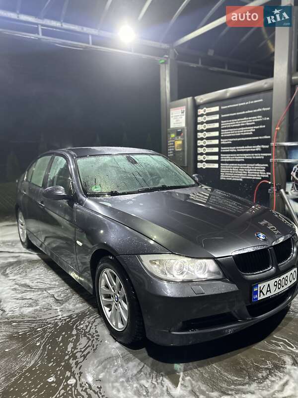 Седан BMW 3 Series 2006 в Киеве