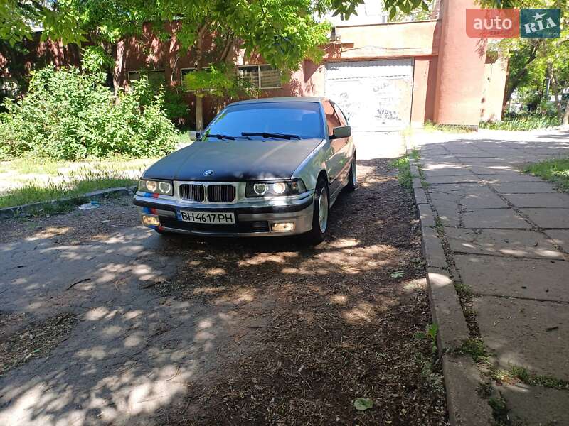 Купе BMW 3 Series 1994 в Херсоне фото 3 Купе BMW 3 Series 1994 в Херсоне